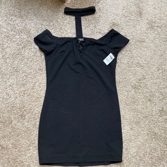 Off Shoulder Short Dress - Picture 1 of 2